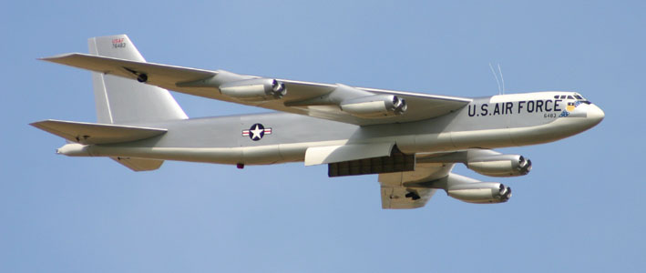b52fly2