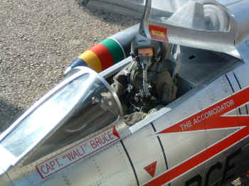 haigh03_sabrecockpit2