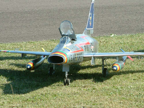jet_ground